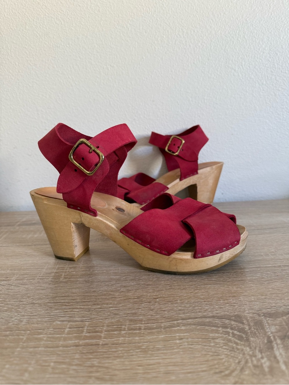BRYR  Emma Crossover Mid-Heel Clog Nubuck raspberry pink leather Sz 40